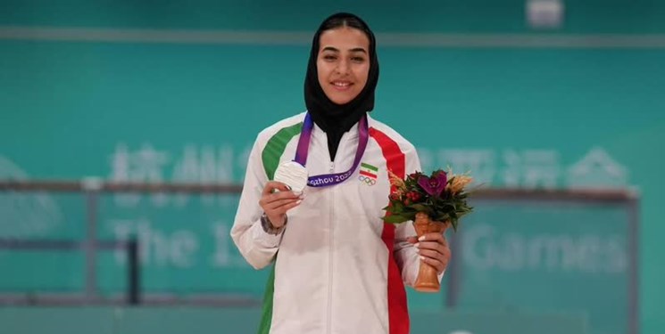 گفتوگو با بانویی که اولین مدال جهانی ایران در اسکیت را کسب کرد