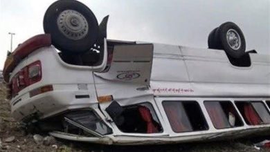۱۶ مصدوم در واژگونی مینیبوس محور نیشابور به مشهد