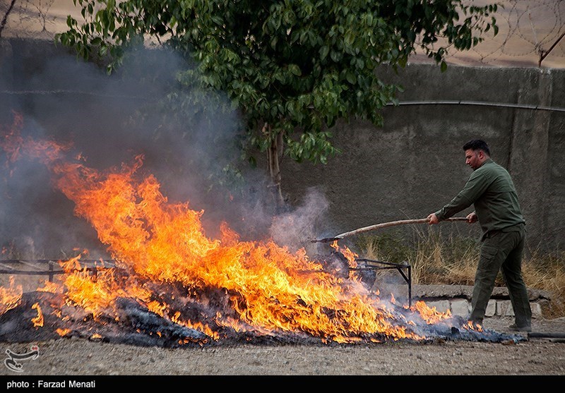 ۶ تُن انواع مواد افیونی در اصفهان امحا شد/ انهدام ۵۱ باند قاچاق مواد افیونی 