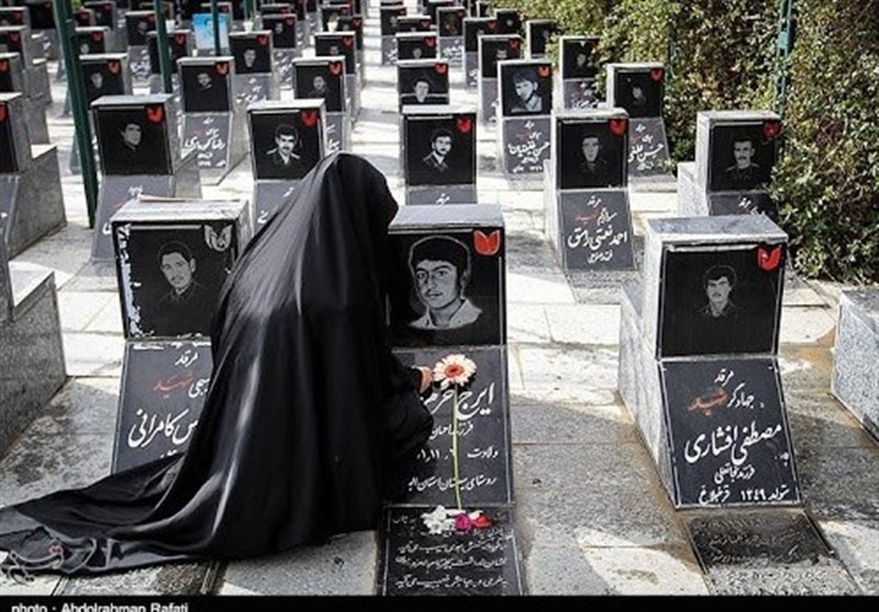 ۸۸۰ مصاحبه تخصصی از خانوادههای شهدای همدان جمعآوری شد