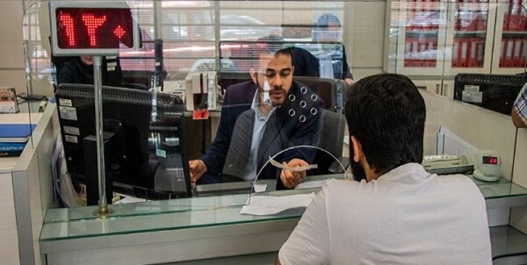 98 درصد خدمات بانکها الکترونیکی ارائه میشود