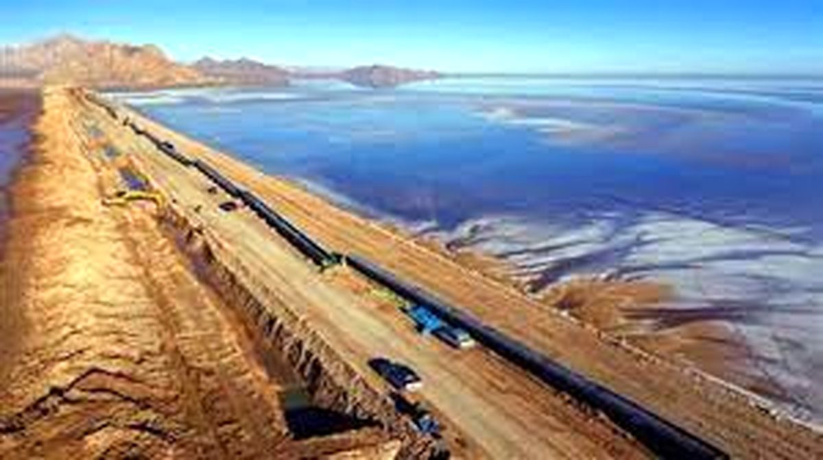 آب انتقالی از دریا آب ارزشمند است نه گران/پروژه انتقال آب دریا مبهم و متکثر است