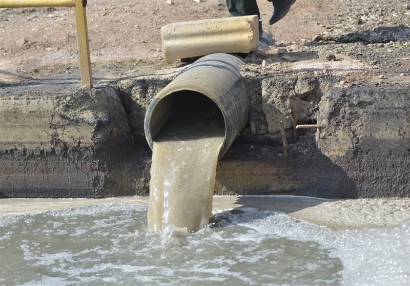 آلودهترین زهکش ایران در اشتهارد/ آلودگی دشتها با آلایندگی ۳۰ ساله شهرک صنعتی+فیلم و تصاویر