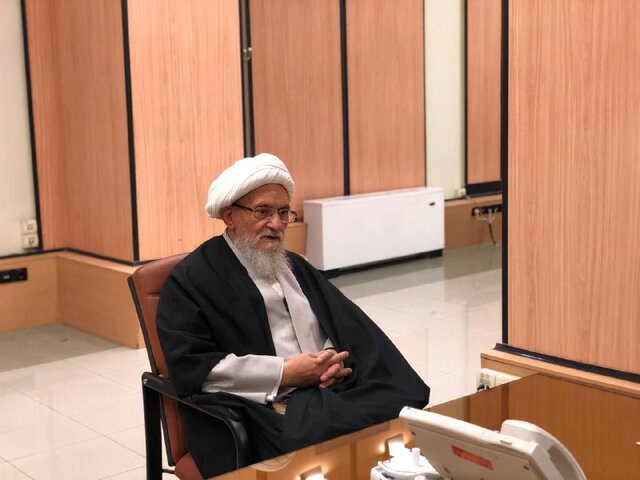 آیت الله حسن عالمی برای انتخابات خبرگان رهبری ثبت نام کرد.