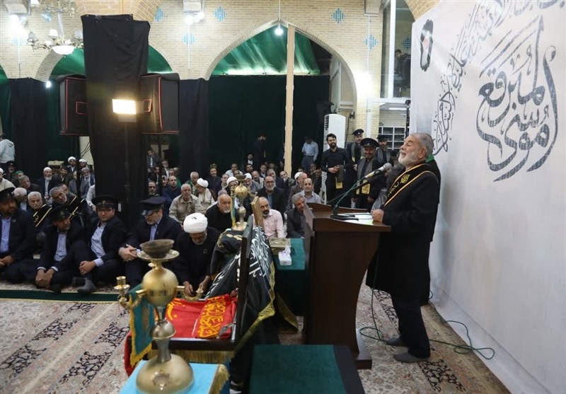 آیتالله اعرافی: امامزادگان پیشینه و تاریخچه ما هستند