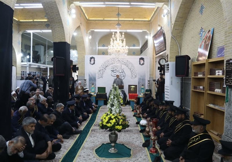 آیتالله اعرافی: امامزادگان پیشینه و تاریخچه ما هستند