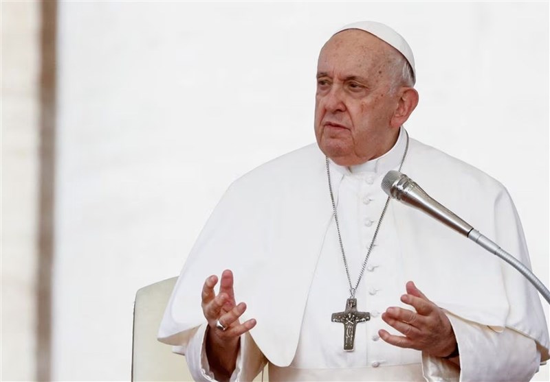 ابراز نگرانی رهبر کاتولیکهای جهان از اخراج مهاجران افغان