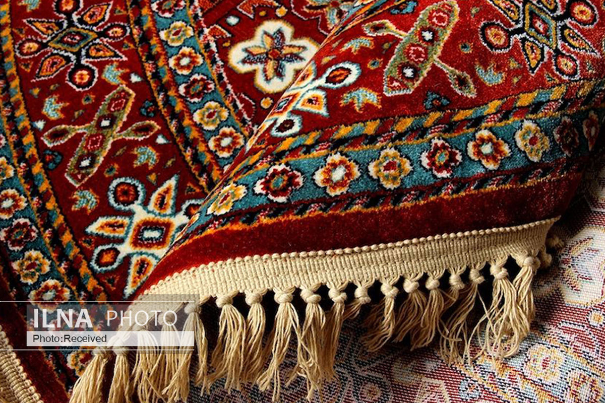 ادغام مرکز ملی فرش با دفتر صنایع ورزشی و خلاق، غیرقانونی است