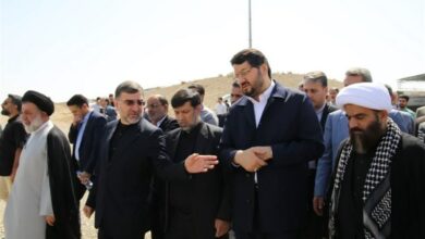 افتتاح ۲۹۰۰ واحد نهضت ملی مسکن کردستان/ بذرپاش کلید واحدها را تحویل متقاضیان داد