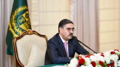 افزایش تنشهای لفظی میان کابلـاسلامآباد/ کاکر: حضور دوباره طالبان پیامد خوبی برای پاکستان نداشته است