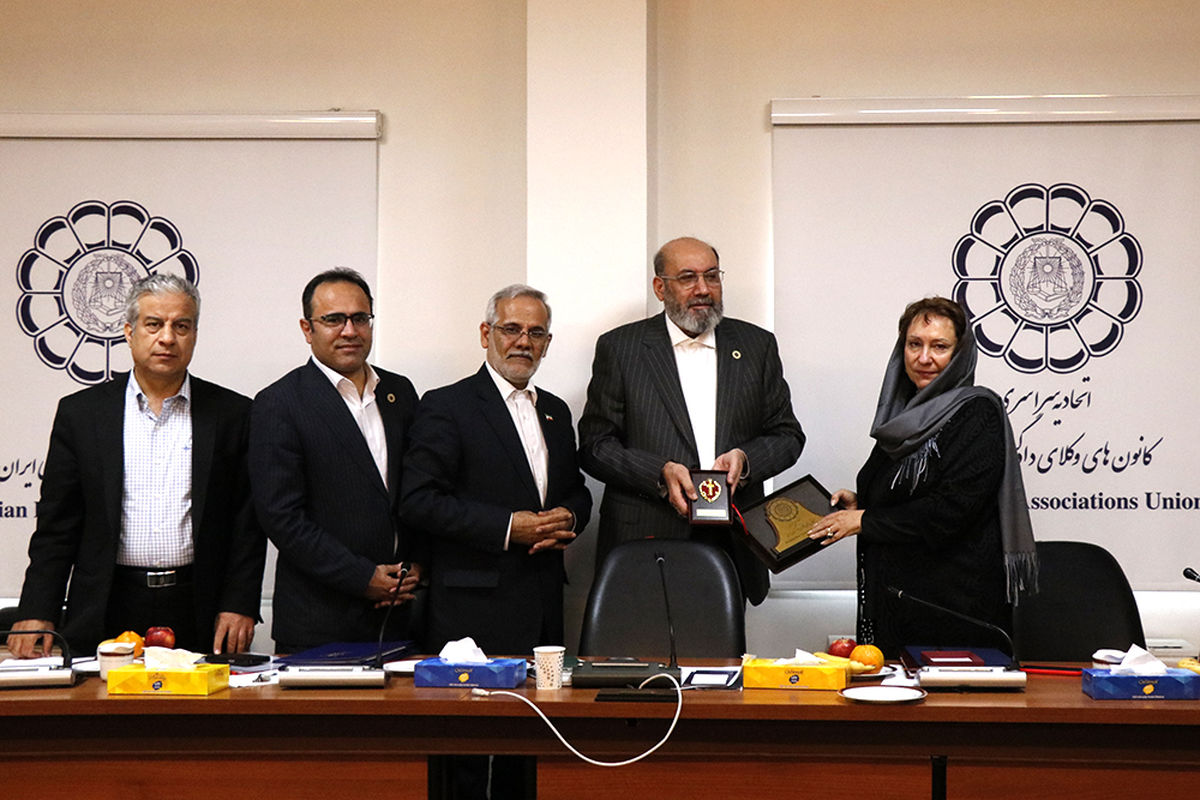 امضای تفاهم همکاری میان اسکودا و کانون وکلای فدرال روسیه در محل اتحادیه کانونهای وکلای دادگستری ایران