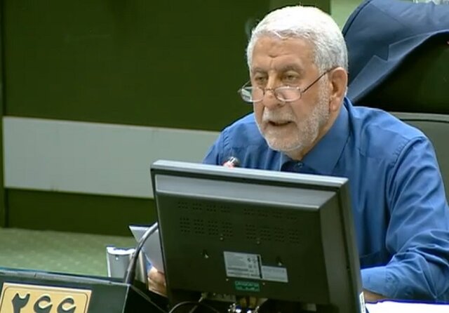 انتقاد دهمرده از وضعیت آب در استان سیستان و بلوچستان