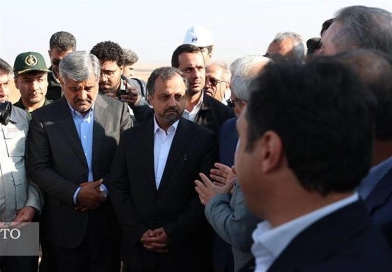 بازدید وزیر اقتصاد از طرح تولید ورق گرم فولادی قروه و پروژه خط انتقال آب شرب از سد قوچم