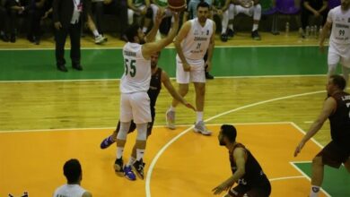 بازیکن تیم بسکتبال ذوبآهن: قدرت تیمها در نیمه دوم مشخص میشود؛ بازی خوبی ارائه دادیم