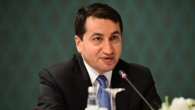 باکو: ارمنستان بجای بازی با کلمات، سر میز مذاکره بنشیند