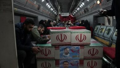 بدرقه شهدای خانطومان در میان اشکها و غمها