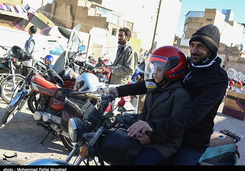 تأکید پلیس راهور اسلامشهر بر ترویج فرهنگ استفاده از کلاه ایمنی