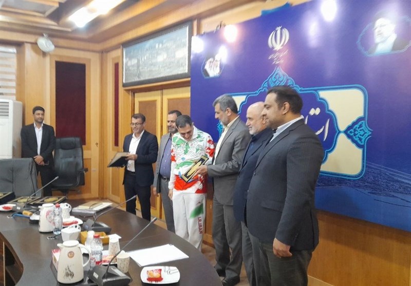 تجلیل استاندار بوشهر از مدالآوران مسابقات پاراآسیایی هانگژو چین + تصویر