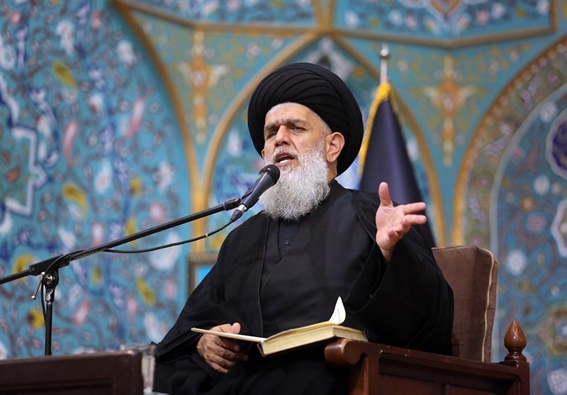 تعظیم و تکریم امامزادگان منش همیشگی مردم قم بوده است