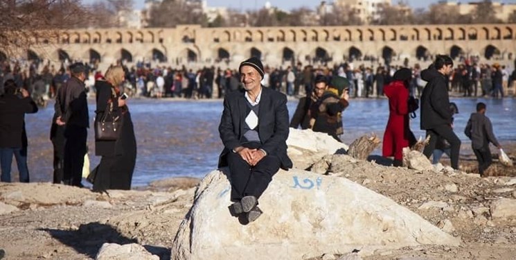 تغییر سیاست دولت از حمایت مالی به «حمایت مؤثر» در صندوقهای بازنشستگی