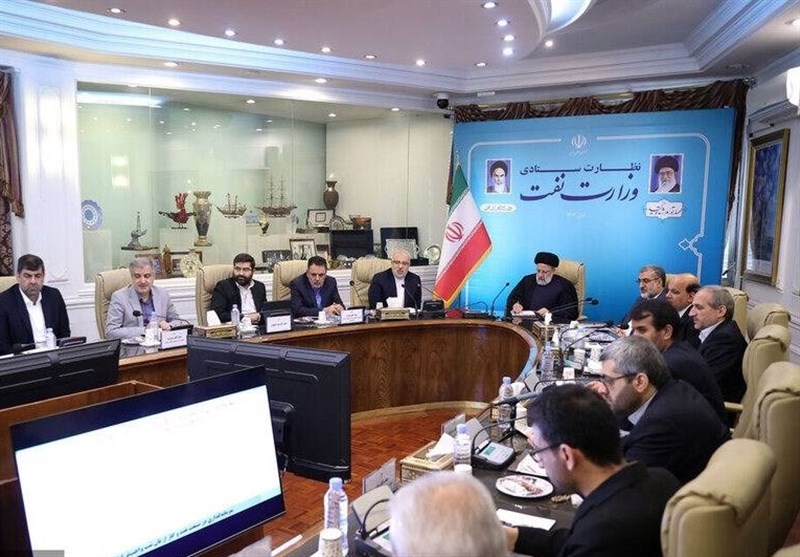 حضور رئیسی در وزارت نفت