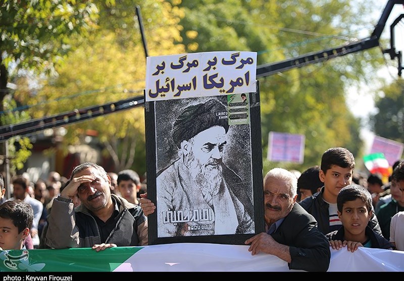 حضور معنادار مردم کردستان در راهپیمایی ۱۳ آبان/ شیعه و سنی فریاد “مرگ بر آمریکا” سر دادند