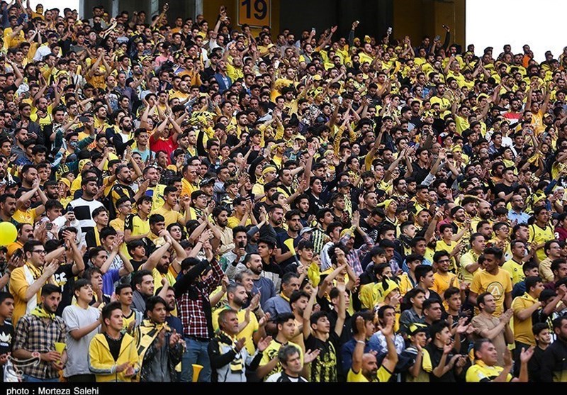 حواشی دیدار سپاهان ـ پرسپولیس/ جایگاه روبهرو نقش جهان در تسخیر هواداران طلاییپوش