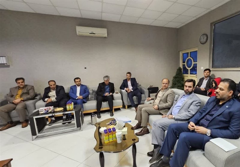 خروج فلهای سنگهای قیمتی در خراسان جنوبی/ صنعتگران صنایع دستی حمایت نمیشوند