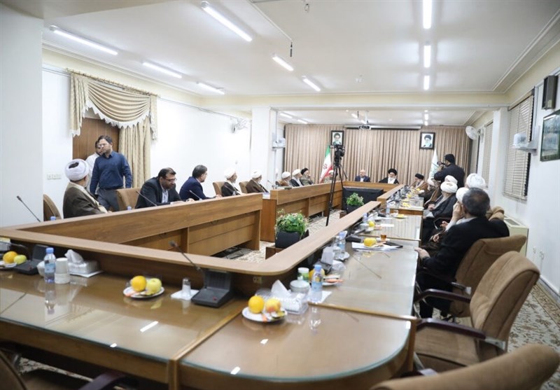 در دیدار رئیس مجلس با اعضای جامعه مدرسین چه گذشت؟ + تصاویر