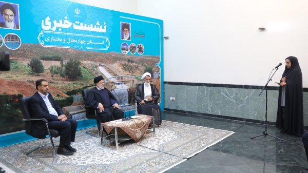 رئیس جمهور: دولت در کنار تکمیل طرحهای نیمه تمام نسبت به معیشت مردم نیز دغدغهمند است