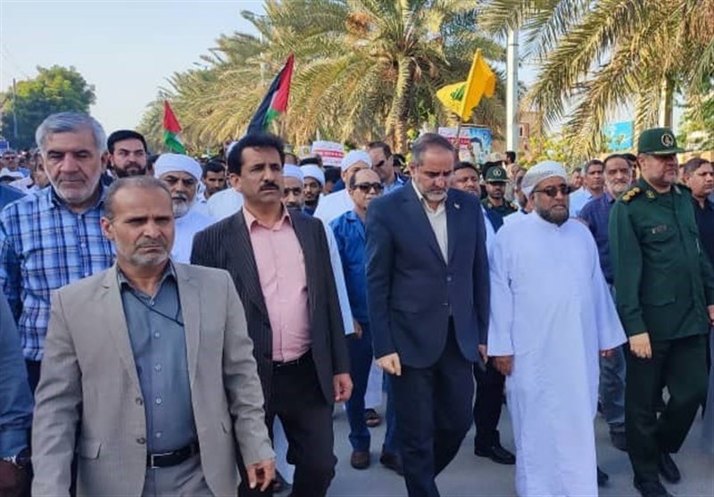راهپیمایی حمایت از کودکان مظلوم غزه در جزیره قشم برگزار شد