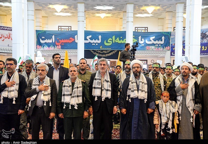 رزمایش اقتدار بسیجیان در حرم شاهچراغ (ع)/ سردار بوعلی: بسیج به ۴۲۰ روستای استان فارس آبرسانی کرد