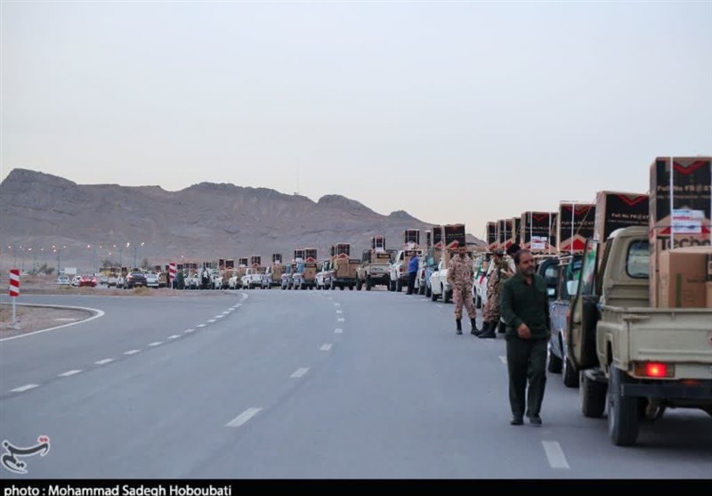 رزمایش بزرگ شکوه اقتدار بسیج در استان یزد/ تجدید بیعت بسیجیان با آرمانهای امام و شهدا + تصاویر