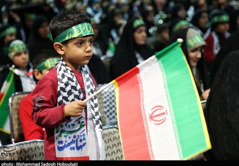 رزمایش بزرگ شکوه اقتدار بسیج در استان یزد/ تجدید بیعت بسیجیان با آرمانهای امام و شهدا + تصاویر