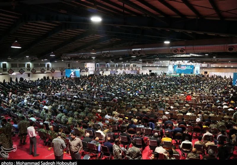 رزمایش بزرگ شکوه اقتدار بسیج در استان یزد/ تجدید بیعت بسیجیان با آرمانهای امام و شهدا + تصاویر