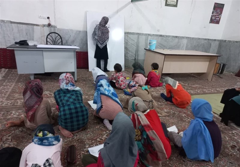 روایتی از نقشآفرینی گروههای جهادی بسیج در مناطق محروم خراسان جنوبی + تصویر