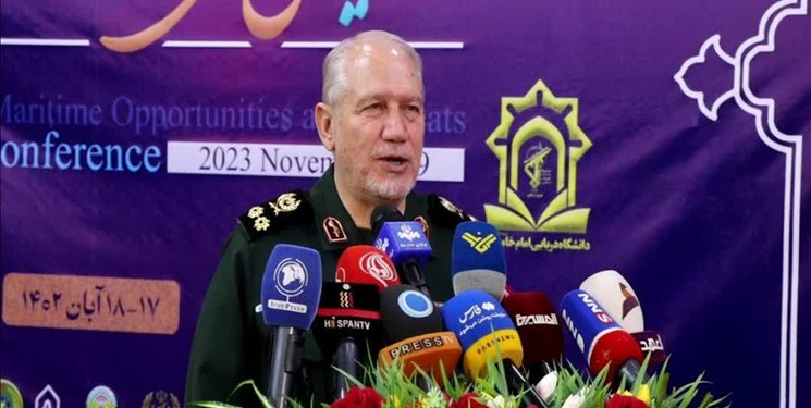 سرلشکر صفوی: برنامه ۲۰ ساله برای سیاستهای ابلاغی دریامحور تدوین میشود