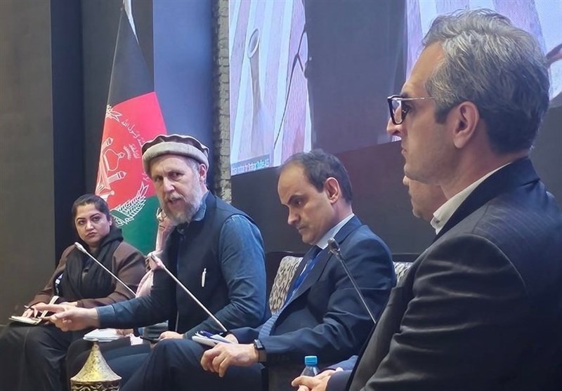 سمپل: ۲.۳ میلیارد دلار کمک به حکومت طالبان یک شکست سیاسی است