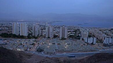 شهردار ایلات: شهر در معرض سقوط مالی است