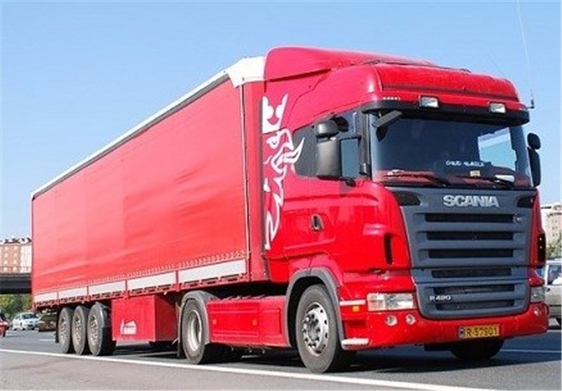 طرح کنترل خودروهای سنگین در کاشان اجرایی شد/ ۴۳ درصد خودروها فاقد بارنامه بودند
