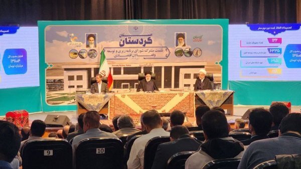 فرهنگ اصیل مردم کردستان این استان را در برابر هجوم بیگانگان و تجزیهطلبان مقاوم کرده است