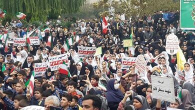 فریاد استکبارستیزی مردم خمین در راهپیمایی 13 آبان