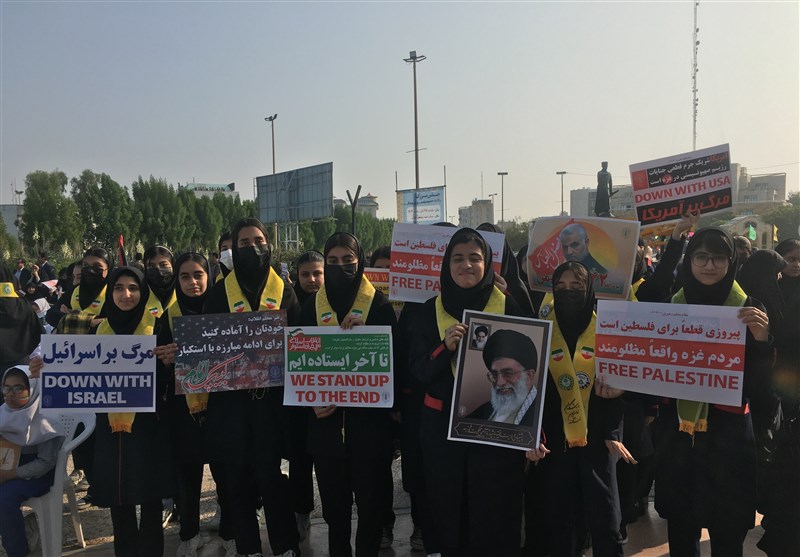 فریاد بوشهریها علیه اسرائیل از کنار خلیج همیشه فارس/ حمایت مردم از کودکان و زنان مظلوم غزه + فیلم