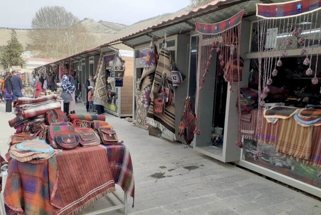 فضای مناسب برای ایجاد بازارچههای هفتگی در اختیار تولیدکنندگان روستایی و عشایر قرار میگیرد