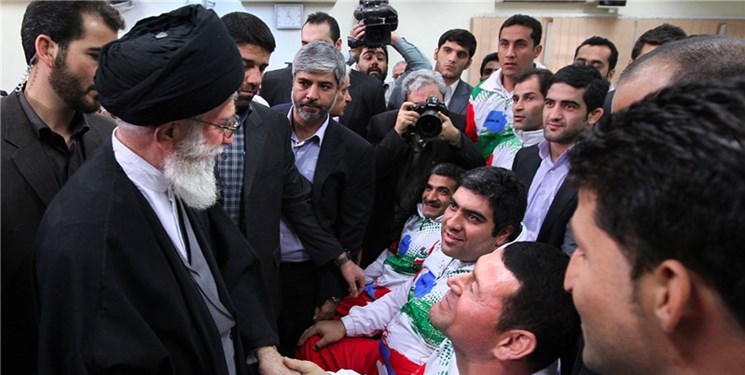 ملیپوش اصفهانی: اولینبار بود به دیدار رهبری میرفتم و حس و حال خوبی داشتم