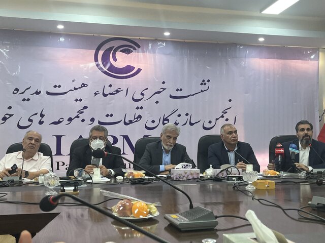 مونتاژکاران ارز میگیرنداما تولیدکنندگان داخلی نه!