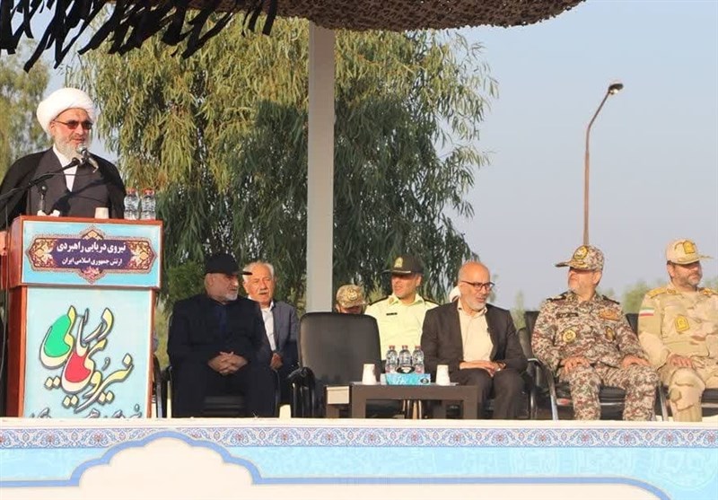 نمایش اقتدار نیروهای مسلح استان بوشهر در روز نیروی دریایی + تصاویر