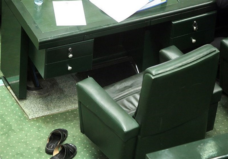 نمایندگان مجلس چه اختیارات و وظایفی دارند؟