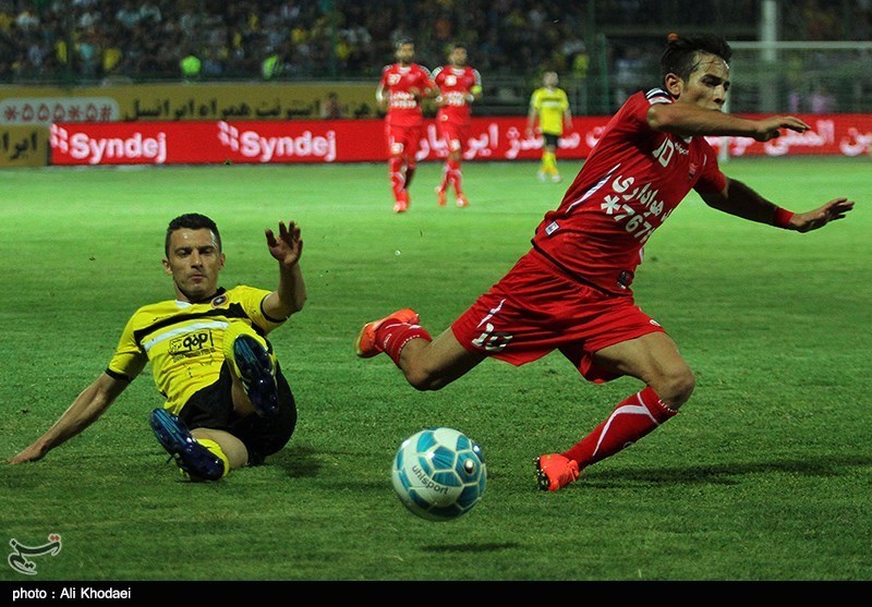 نگاهی به تقابل سپاهان و پرسپولیس/ پیروز الکلاسیکوی معرف ایران کدام تیم خواهد بود؟