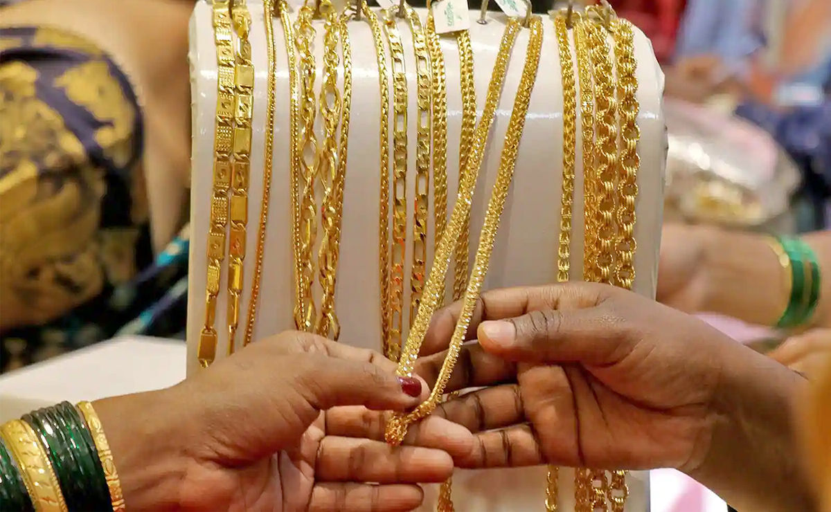 همراهی قیمت طلا و سکه با صعود انس جهانی / سکه ۴۰۰ هزار تومان گران شد